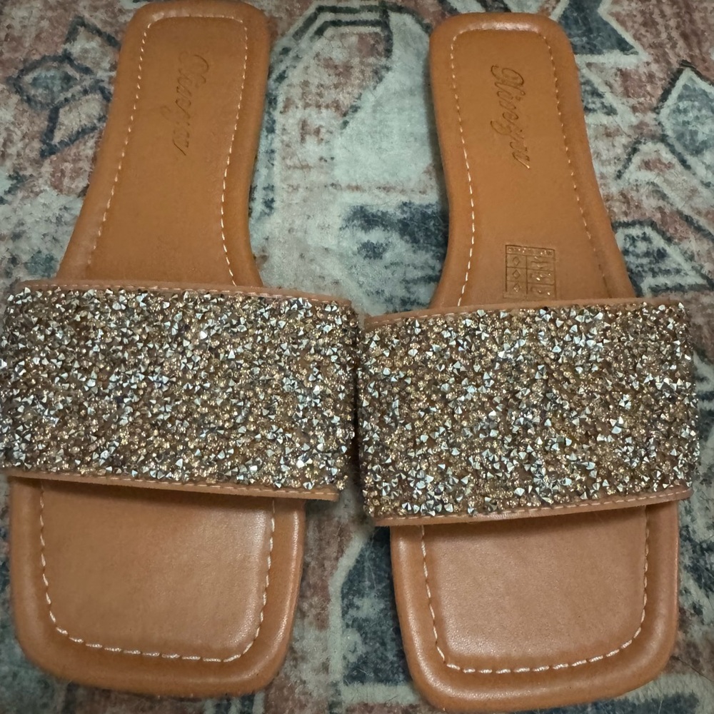 Source Unknown Glitter Sandals - Brown and Gold